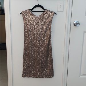 XS Guess Gold shimmer dress